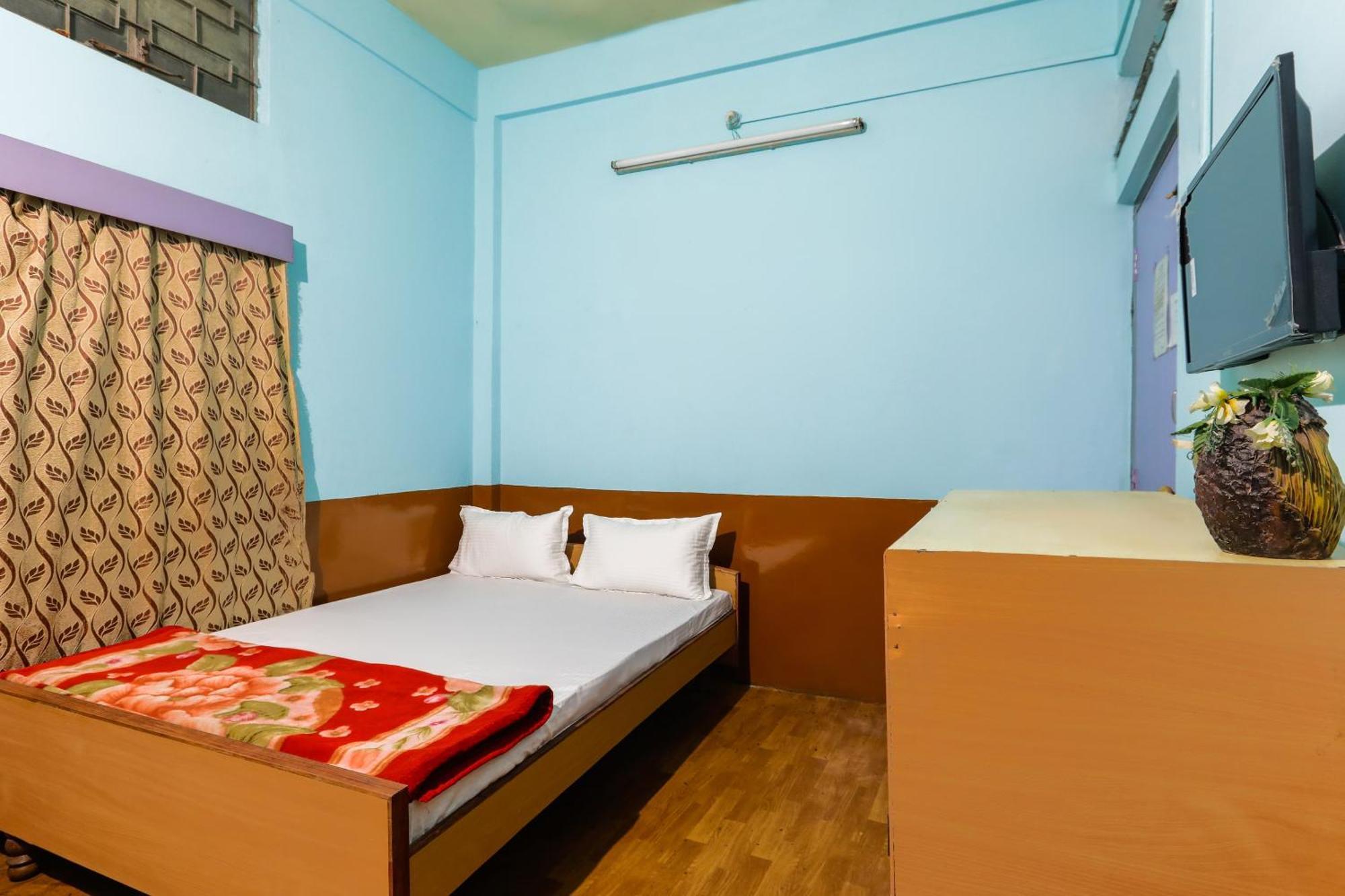 Oyo Hotel 43459 Oasis Lodge Jorhat Exterior photo